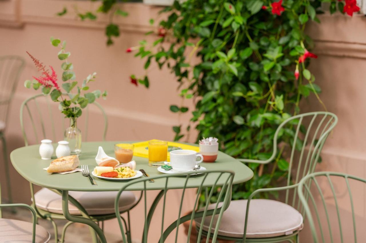Hotel Des Grandes Ecoles Paris Exterior photo