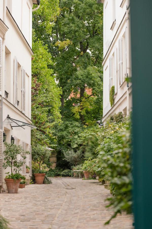 Hotel Des Grandes Ecoles Paris Exterior photo
